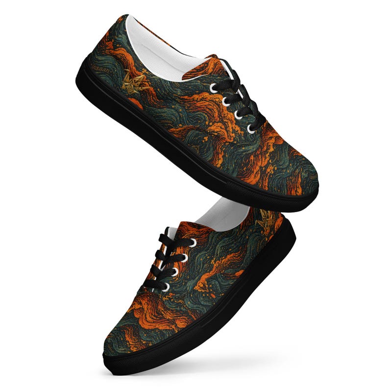 Men’s lace-up canvas shoes