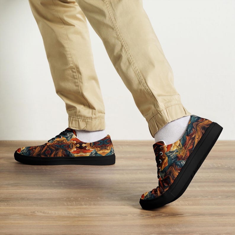 Men’s lace-up canvas shoes