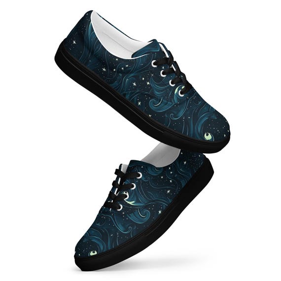 Men’s lace-up canvas shoes