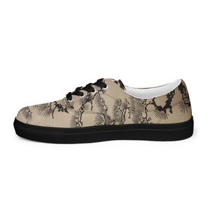 Men’s lace-up canvas shoes