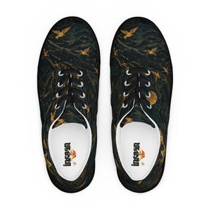 Men’s lace-up canvas shoes