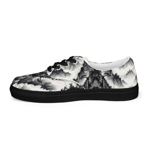 Men’s lace-up canvas shoes