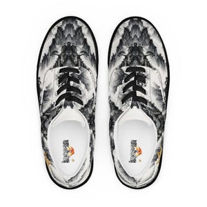 Men’s lace-up canvas shoes
