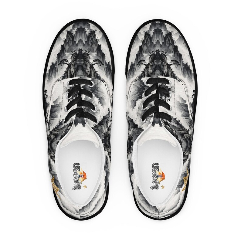 Men’s lace-up canvas shoes