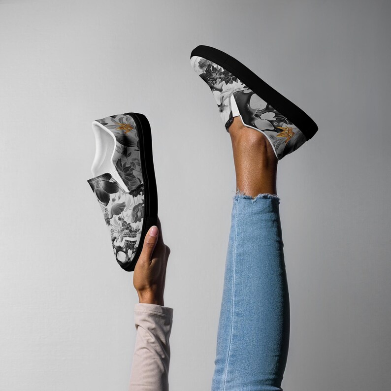Women's Slip-On Canvas Shoes
