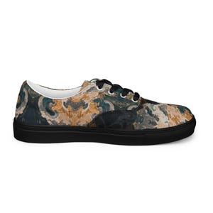Men’s lace-up canvas shoes