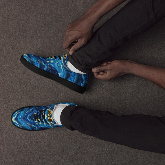 Men’s lace-up canvas shoes