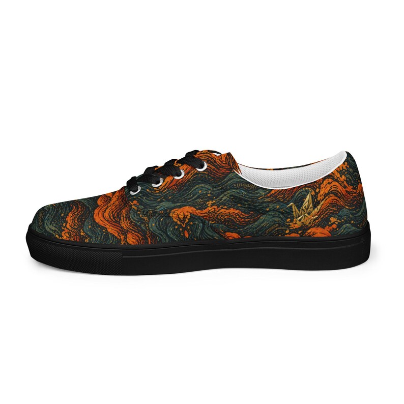 Men’s lace-up canvas shoes