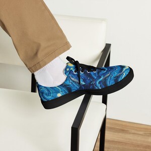 Men’s lace-up canvas shoes