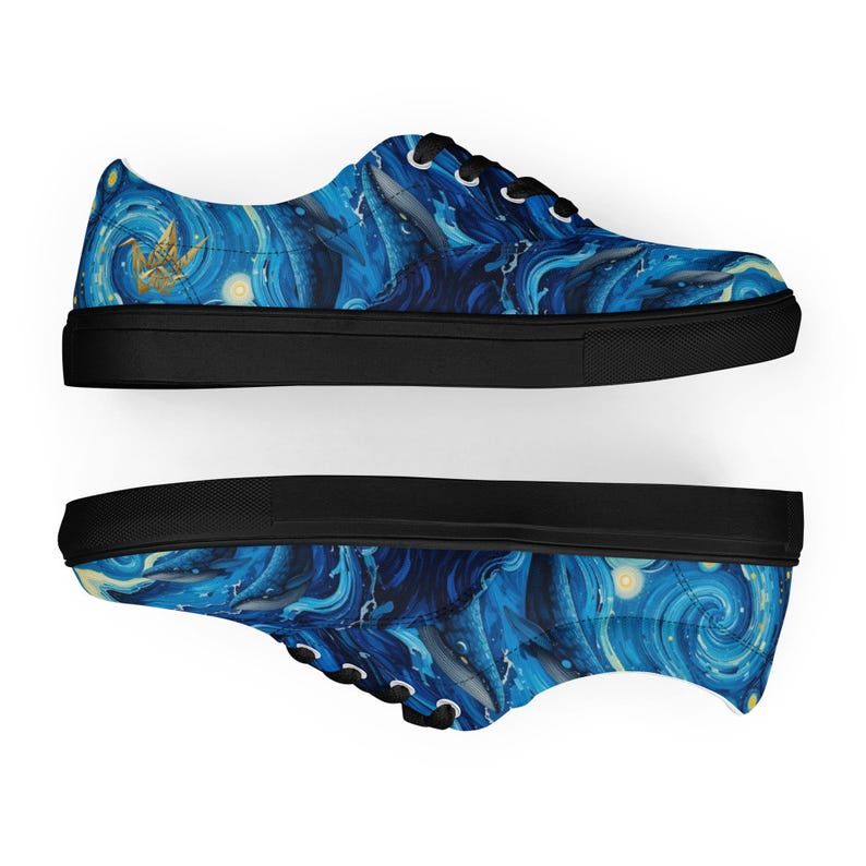 Men’s lace-up canvas shoes