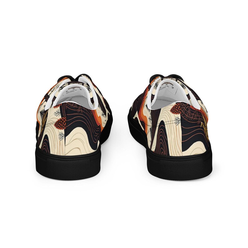 Men’s lace-up canvas shoes