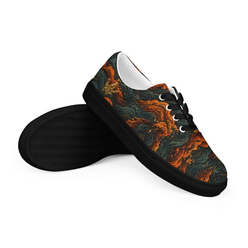 Men’s lace-up canvas shoes