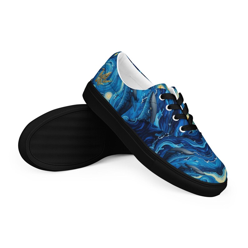 Men’s lace-up canvas shoes