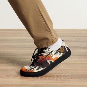 Men’s lace-up canvas shoes