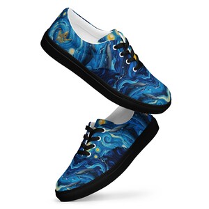 Men’s lace-up canvas shoes