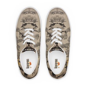 Men’s lace-up canvas shoes