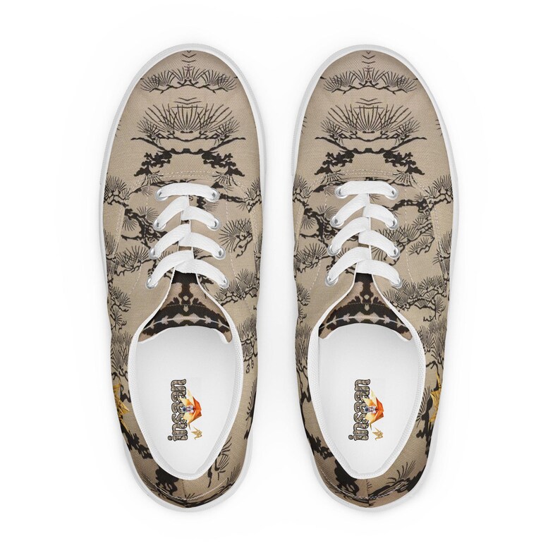 Men’s lace-up canvas shoes