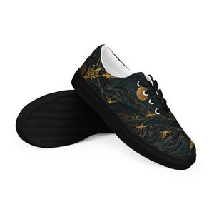 Men’s lace-up canvas shoes