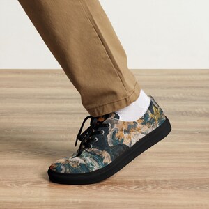 Men’s lace-up canvas shoes