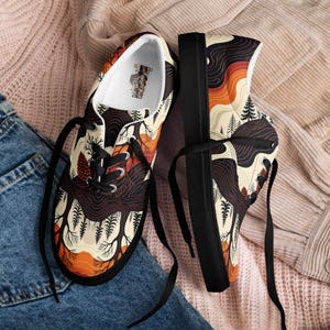 Men’s lace-up canvas shoes