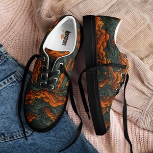 Men’s lace-up canvas shoes