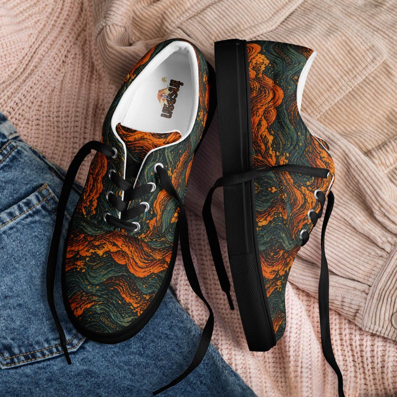 Men’s lace-up canvas shoes