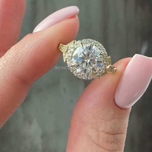 Art Deco Engagement Ring Vintage Round Cut Halo Moissanite Engagement Ring 14k Yellow Gold Antique Cathedral Set Ring Victorian Style Ring