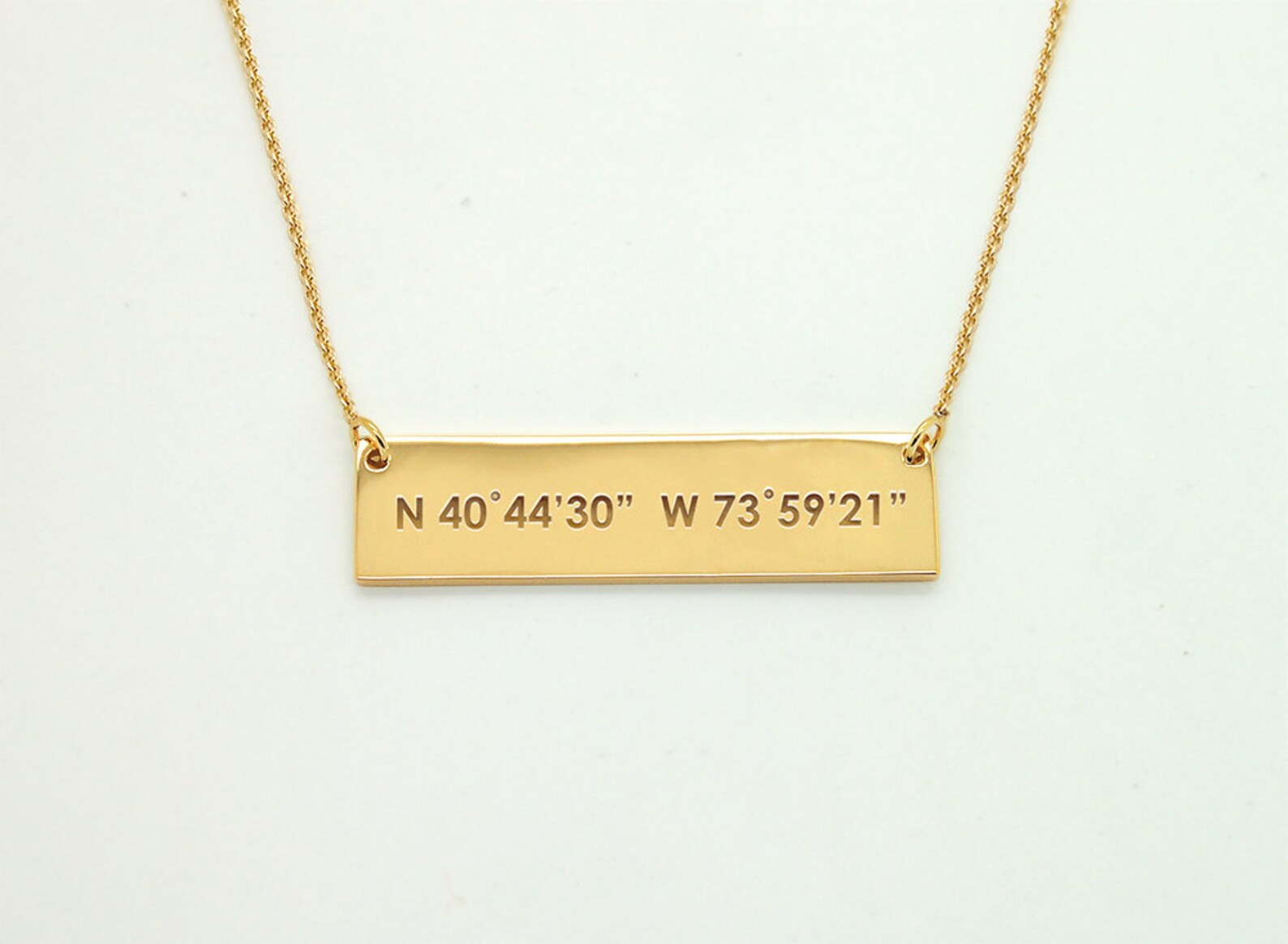 Gold Bar Necklace main image 1