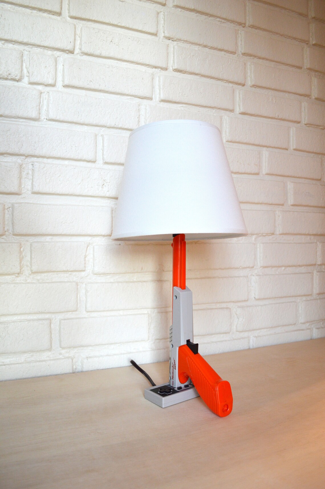 Deluxe Zapper Gun Desk Lamp With Lamp Shade Nintendo Zapper Etsy