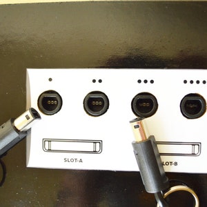 Nintendo GameCube Plug Key Chain Holder Organizer Black Real controller Plugs image 4
