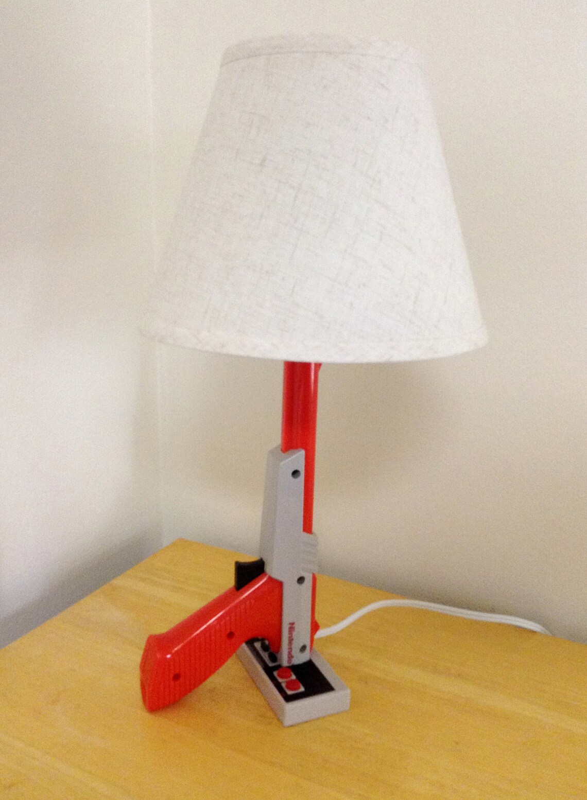Deluxe Zapper Gun Desk Lamp with Lamp Shade Nintendo Zapper Etsy