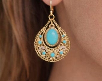 Pendientes colgantes de turquesa con filigrana dorada vintage con estilo bohemio