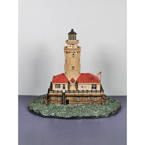 1993 Danbury Mint Chicago Harbor Lighthouse Figurine
