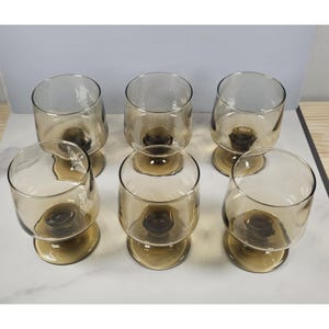 Set Of 6 Mid Century Modern Smokey Glass Footed Cocktail Whiskey Wine Goblets