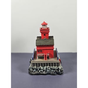 Lefton Historic American Lighthouse Holland Harbor Michigan Red/Gray Figurine