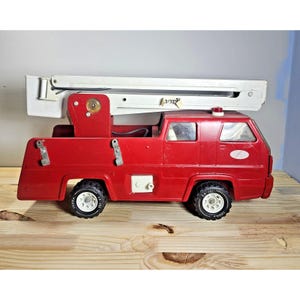 Vintage Tonka Snorkel Fire Truck 1970s Pressed Steel Red 18 Collectible Toy