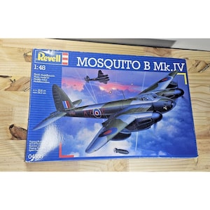 Revell Mosquito B Mk IV 1:48 Scale Fighter Aircraft Model Kit 04555 Germany Factory Sealed Parts