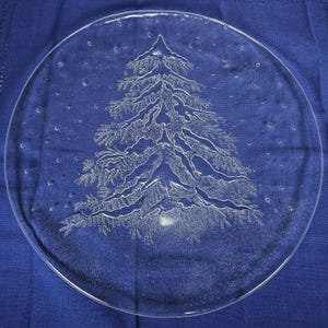 12 3/4&quot; Crystal Serving Platter With Etched Evergreen Design Made In Italy With Original Box