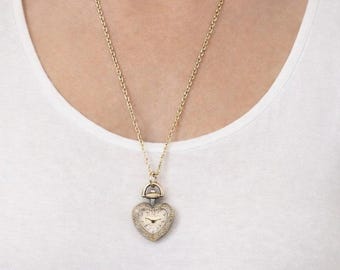 Vintage Heart Pocket Watch Necklace, Quartz Pendant, Gold Tone Chain