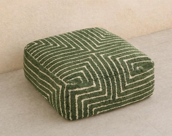 Puf marroquí de lana hecho a mano – Cojín bereber de suelo verde y crema | Otomana cuadrada bohemia moderna | Decoración para salón 100 % lana natural