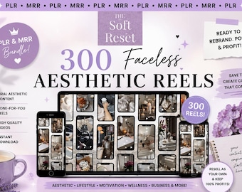 Könnte beinhalten: Ein digitales Marketing-Paket mit dem Titel The Soft Reset 300 Faceless Aesthetic Reels, das ein Tablet und zwei Smartphones mit verschiedenen Video-Thumbnails zeigt. Das Design verwendet eine hellviolette Farbpalette mit Textüberlagerungen wie PLR, MRR und Ready to Rebrand. Post and Profit, neben einer Kaffeetasse, einem Notizbuch und einem Strauß violetter Blumen.