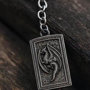 Drk Souls Keychain Anime Gamer Pendant | Elden Ring-Inspired Two-Dimensional Keyring | Minimalist Gift for Him Her | Cosplay Bag Charm