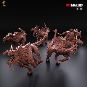 Puede incluir: Se muestran varias miniaturas de dragones marrones y detallados. Cada dragón tiene la boca abierta con una lengua larga, dientes afilados y rasgos puntiagudos. El texto "REDMAKERS" es visible en la imagen.