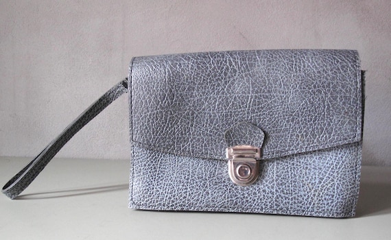 Vintage 80s Men's Faux Leather Wristlet Handbag in Gray Color.