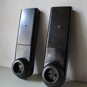 Vintage bakelieten stopcontact uit de jaren 50.
