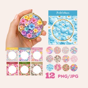 Pode incluir: Um espelho de bolso redondo dourado com um design floral colorido. O espelho é segurado em uma mão, e a imagem também mostra um design correspondente em um cartão que diz "Pocket Mirror". Designs florais adicionais são exibidos.