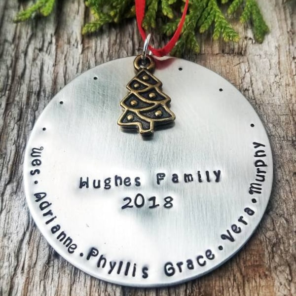 Family Ornament Personalized - Personalized Family Christmas Ornament - Christmas Ornament with Dog- Personalized Christmas Ornament Family