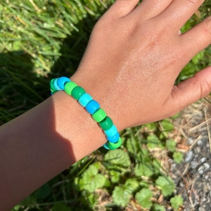 Jade Bracelet l Kandi, pony bead, stretchy. l
