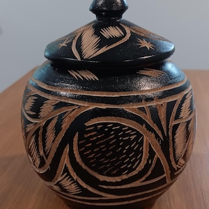 Vintage hand carved hand painted round wooden trinket box