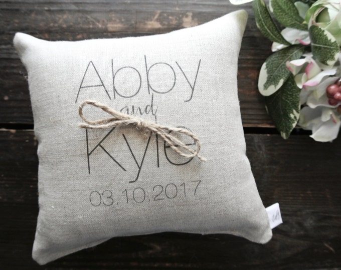 RIng Pillow, Personalized Ring Bearer Pillow, Custom Ring pillow, Ring bearer pillow, linen pillow, Ring Cushion, Linen Ring bearer Pillow